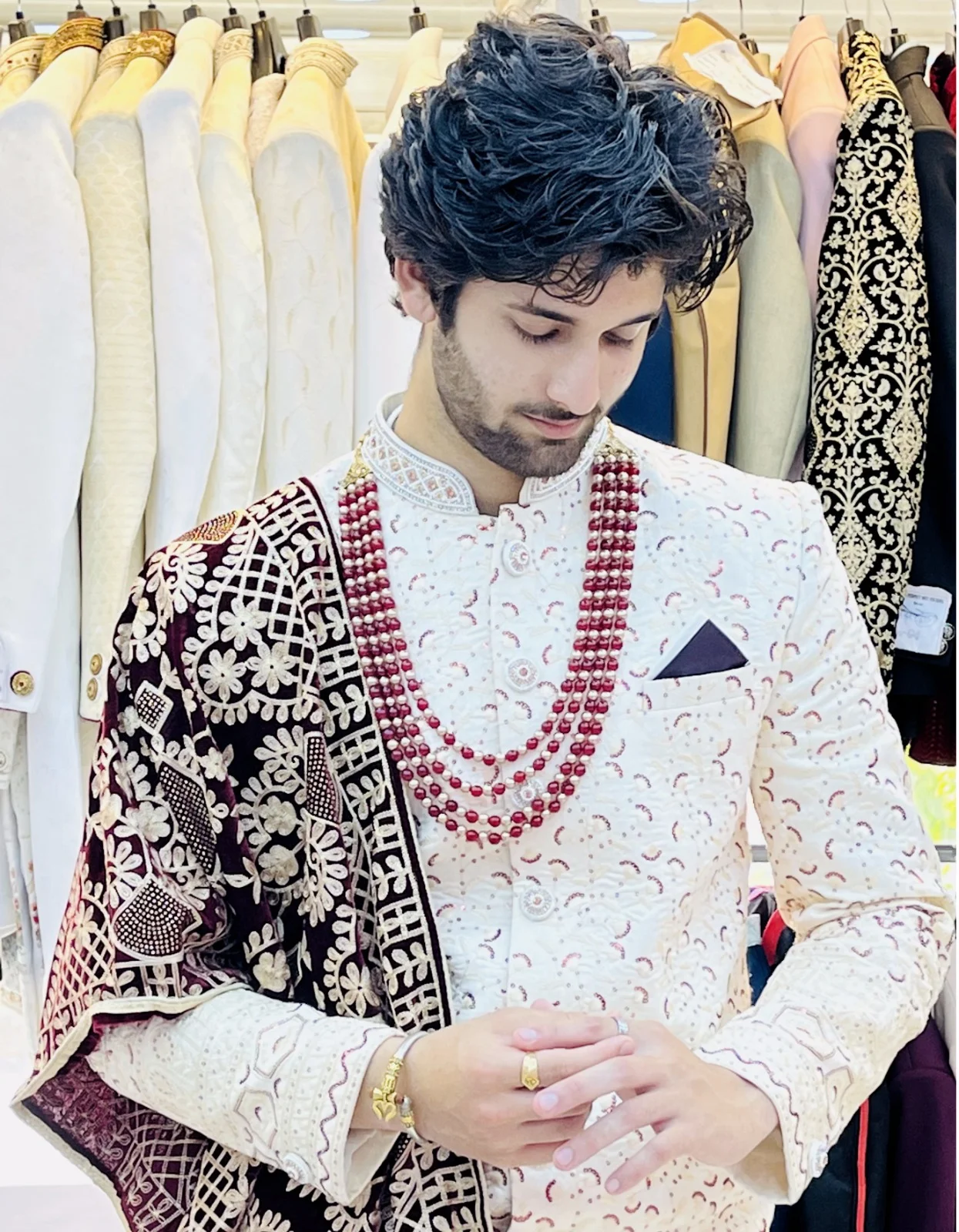 Vivah editorial groom presentation